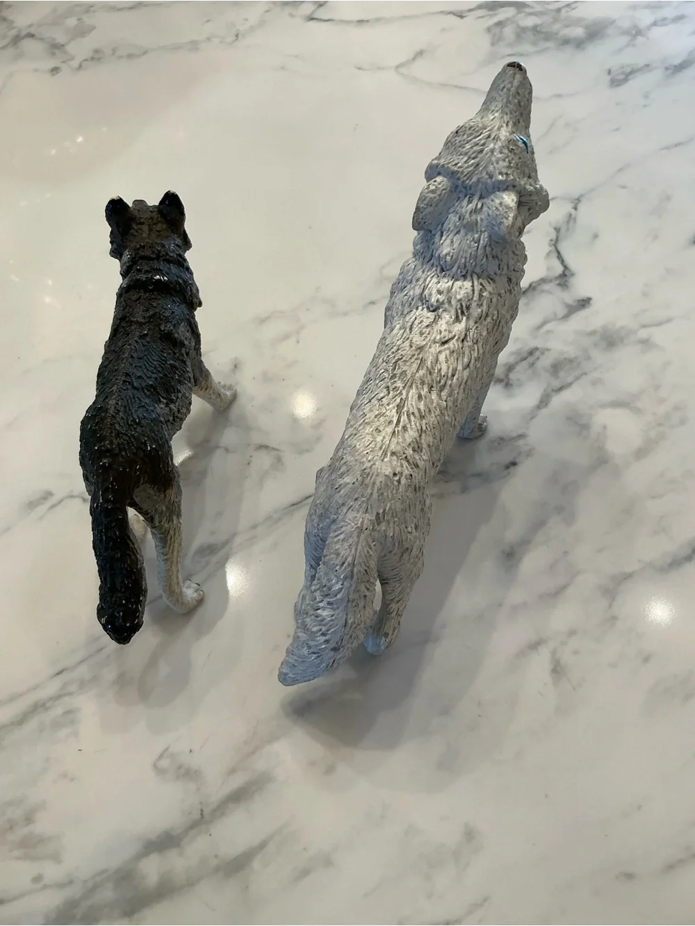Realistic Wolf Toy Figures - White and Gray Set